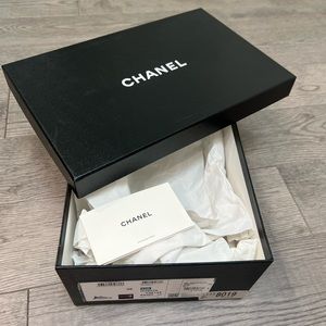 Authentic Chanel shoes box